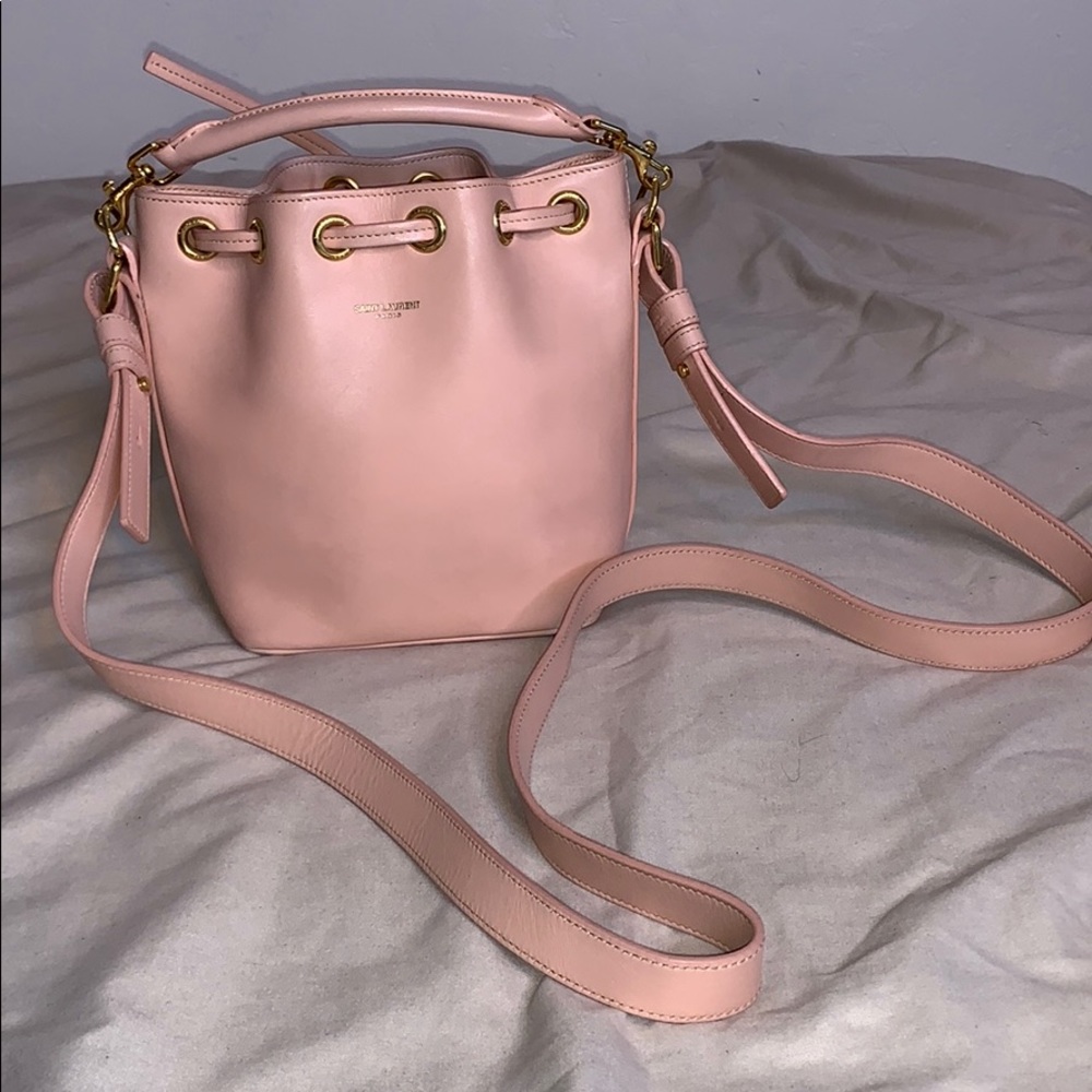 Sold ❌ Saint Laurent emmanuelle Crossbody Bucket Bag